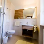 Hotel Haus Maria *